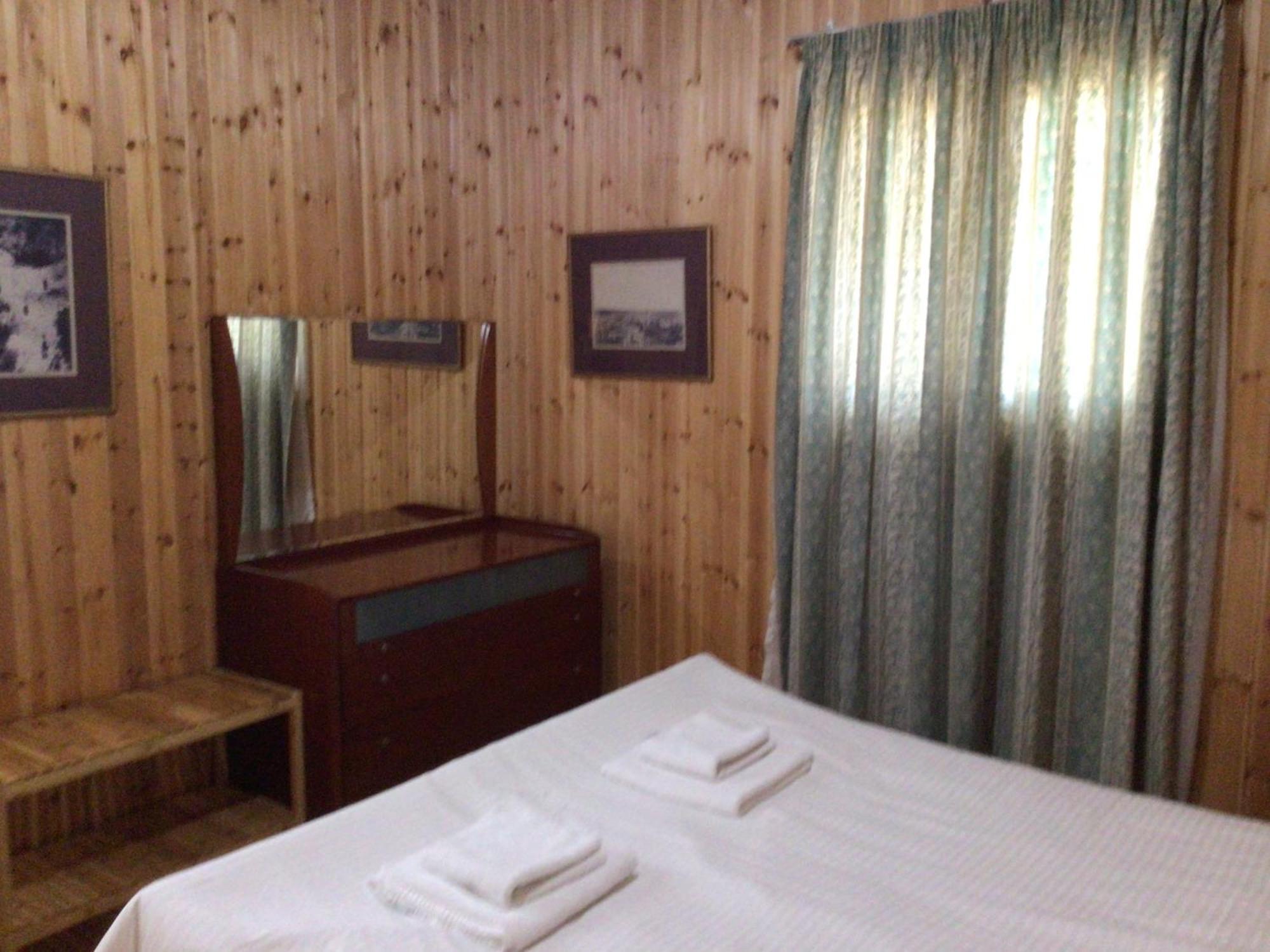Pervolaris Cottages 2 Goudhi Luaran gambar